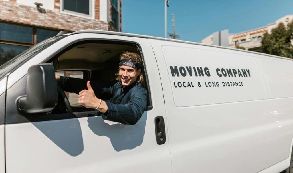 moving company name on side of truck